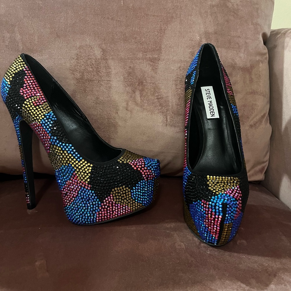 Steve Madden Dyvinal Bright Multicolor Rhinestone Heels Size 7
